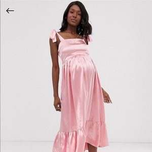 Maternity maxi dress